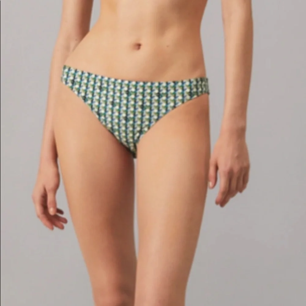 “Tory Burch” basket weave print bikini bottoms; medium